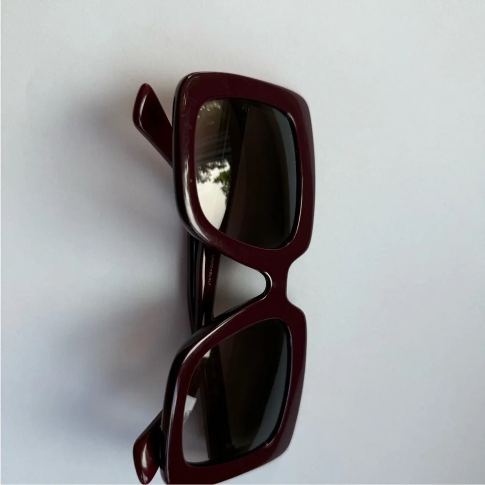 Gucci Burgundy Square Oversized Sunglasses